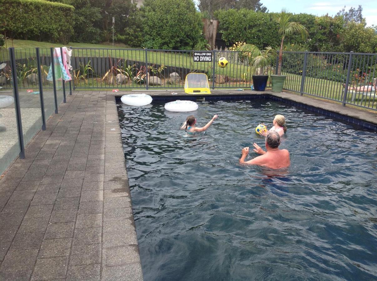 Brenton Lodge Whangamata Eksteriør billede